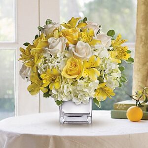 Sweetest Sunrise Bouquet by Teleflora